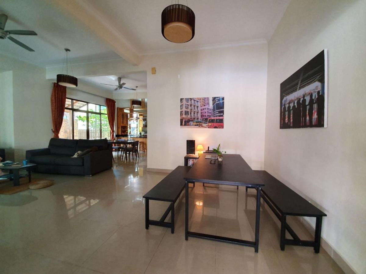 Eden Cosy Living Homestay *