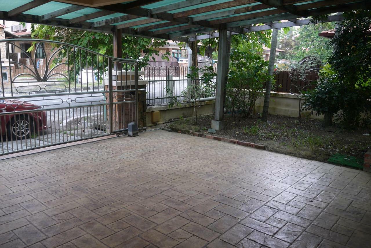 Eden Cosy Living Homestay *